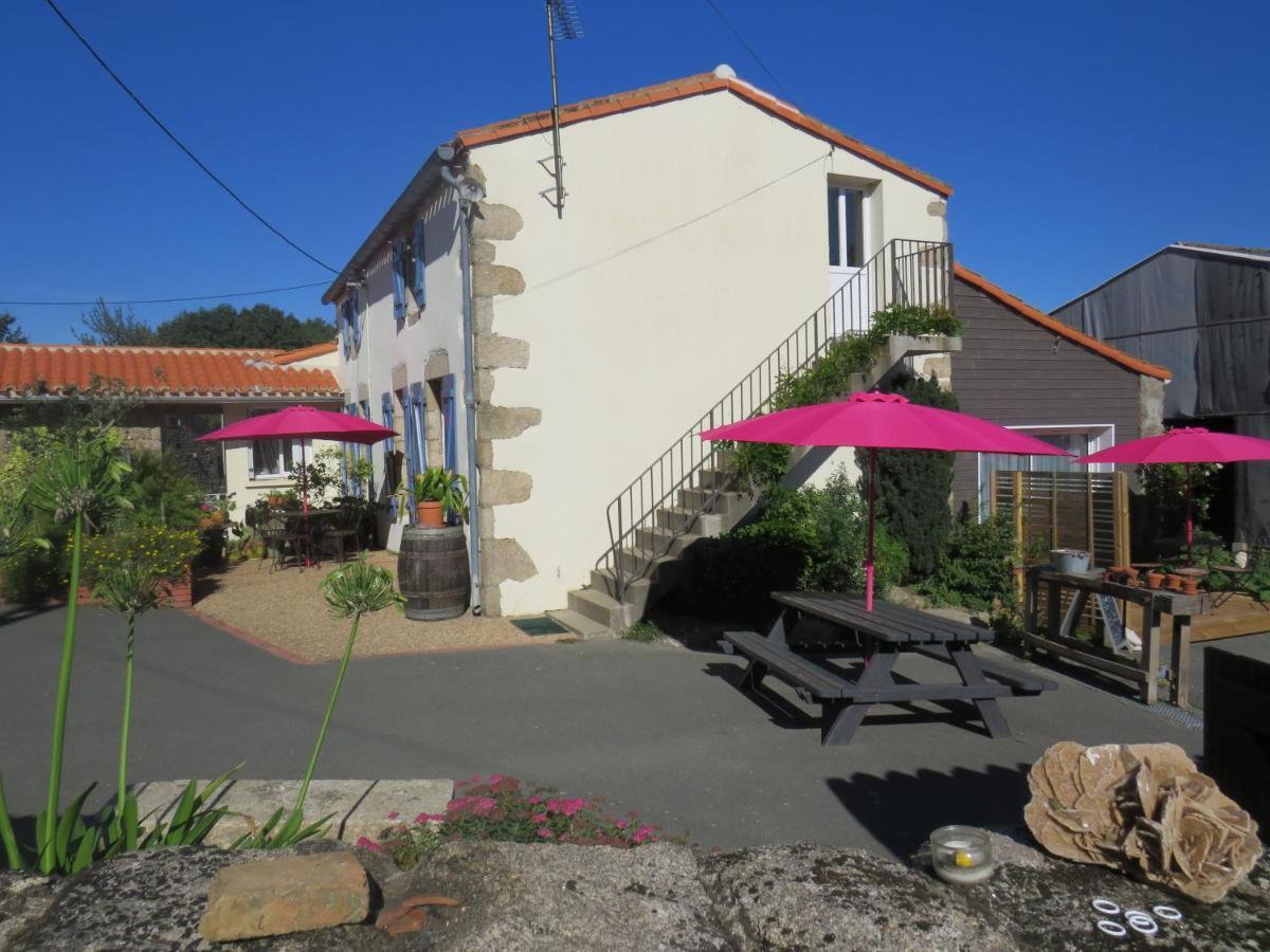 Domaine Des Fees Appartement La Gaubretiere Buitenkant foto