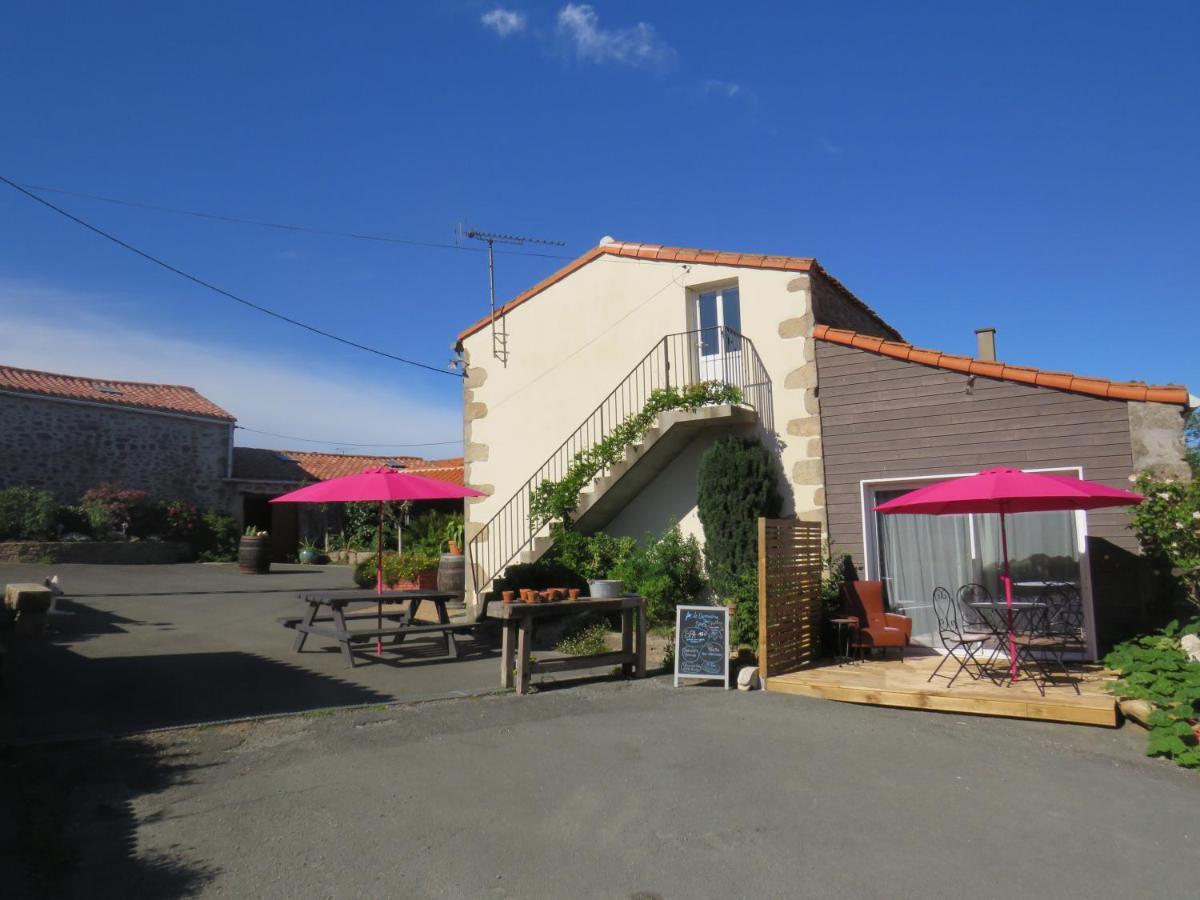Domaine Des Fees Appartement La Gaubretiere Buitenkant foto