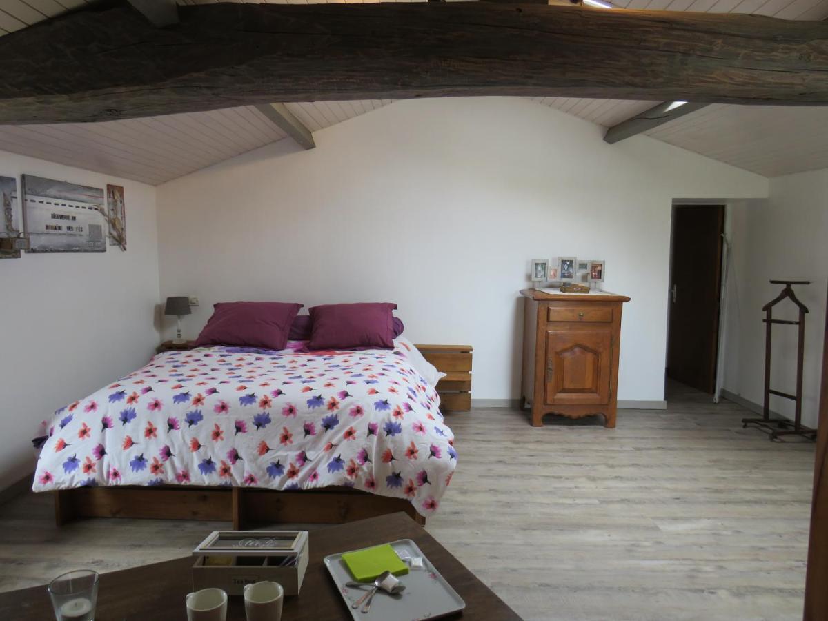 Domaine Des Fees Appartement La Gaubretiere Buitenkant foto