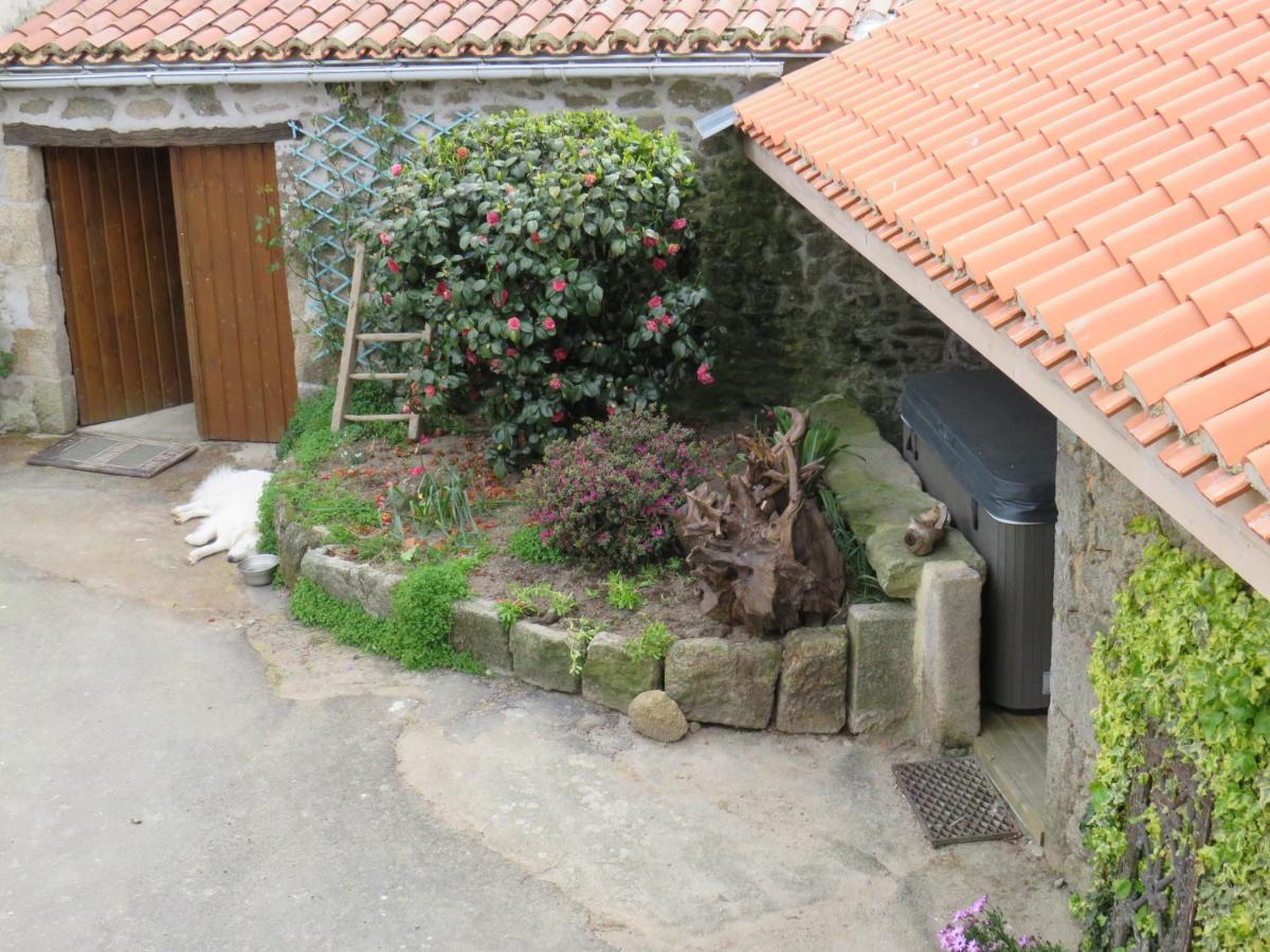 Domaine Des Fees Appartement La Gaubretiere Buitenkant foto